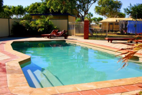 Coral Coast Tourist Park, Carnarvon